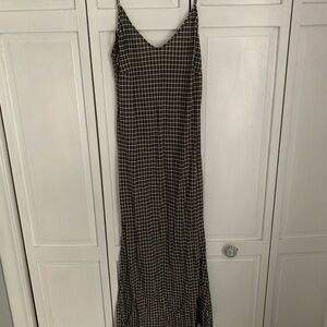 Elegant Black and White Checkered Dress